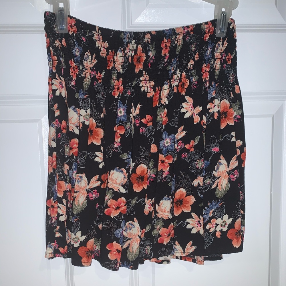 Flowered skirt